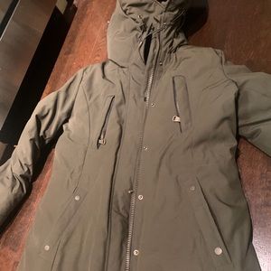 Vince Camuto Parker Coat with hood(no fur)